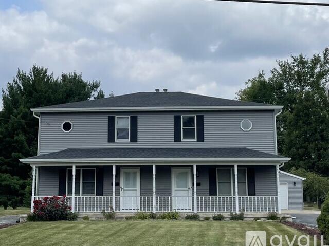 2 BR, 1.5 BA Apartment 245 Keilman St, Unit 245, Dyer, IN 46311