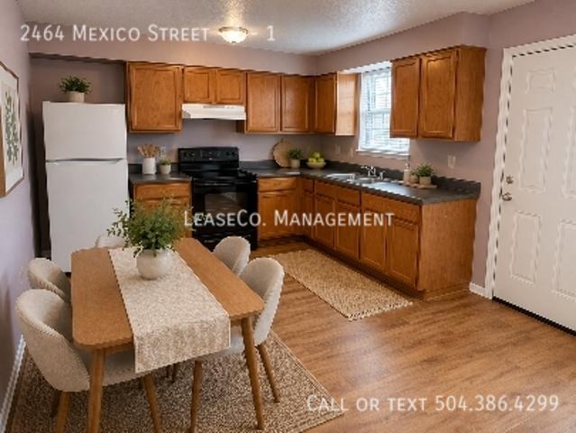 2 BR, 1.5 BA Apartment 2464 Mexico Street 1, New Orleans, LA 70122