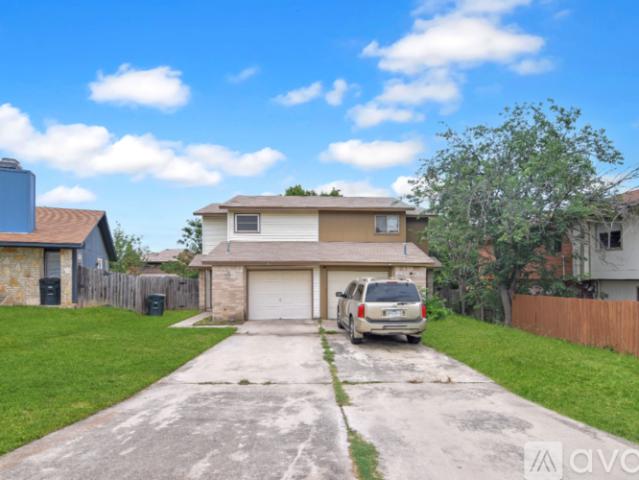 2 BR, 1.5 BA Apartment 2403 Skylark Cir, Killeen, TX 76549