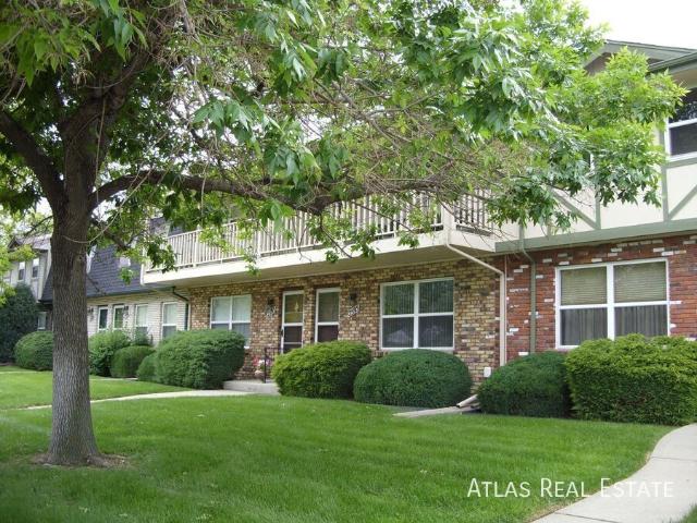 2 BR, 1.5 BA Apartment 2565 Iris Street, Lakewood, CO 80215