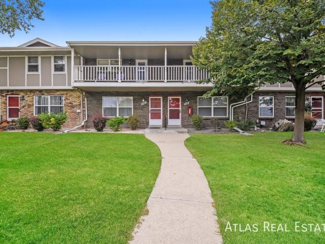 2 BR, 1.5 BA Apartment 2583 Iris Street, Lakewood, CO 80215