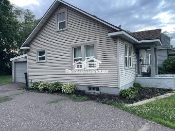 2 BR, 1.5 BA Apartment 2712 3rd St, Eau Claire, WI 54703