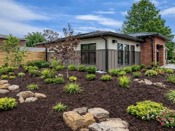 2 BR, 1.5 BA Apartment 2715 South MacArthur Boulevard Unit 52 119, Springfield, IL 62704