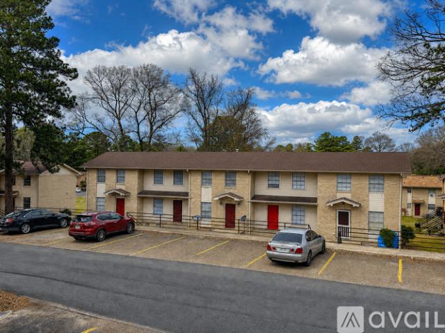 2 BR, 1.5 BA Apartment 301 Hudson Street, Unit 2, El Dorado, AR 71730