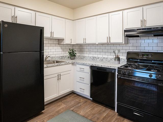 2 BR, 1.5 BA Apartment 3100 Terwood Rd Unit F 056, Willow Grove, PA 19090