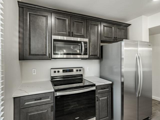 2 BR, 1.5 BA Apartment 324 326 Darby Rd, Havertown, PA 19083
