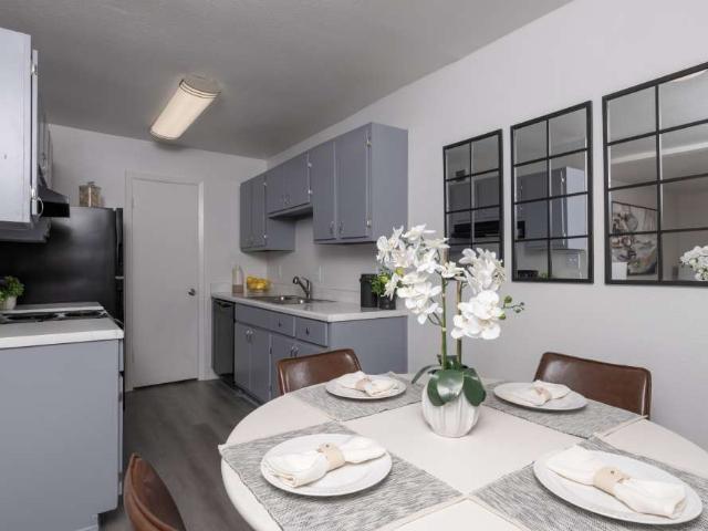 2 BR, 1.5 BA Apartment 3340 East Walnut Street Unit 193, Pearland, TX 77581