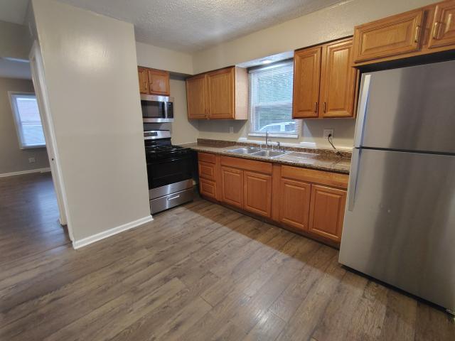 2 BR, 1.5 BA Apartment 3312 Sablewood Drive 4, Rockford, IL 61101