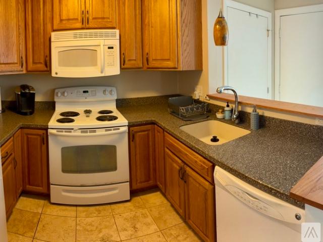 2 BR, 1.5 BA Apartment 33 Cortez Drive, Unit 33 Cortez, Nashua, NH 03062