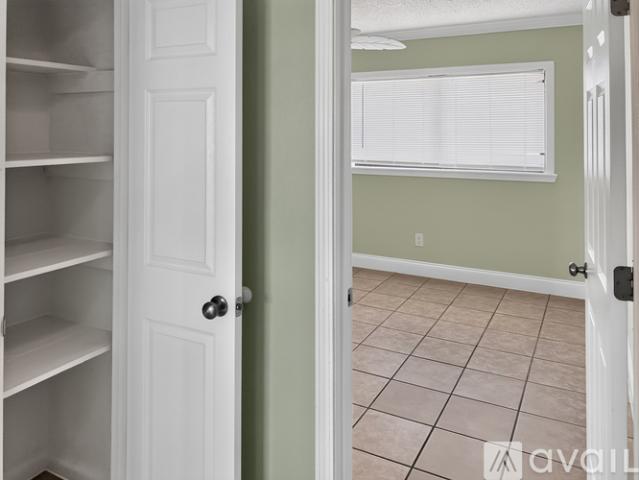 2 BR, 1.5 BA Apartment 348 Tarpon Ave, Unit 5, Fernandina Beach, FL 32034