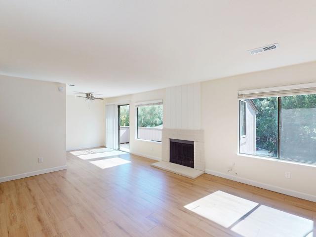 2 BR, 1.5 BA Apartment 35 Clay Ct, Novato, CA 94949