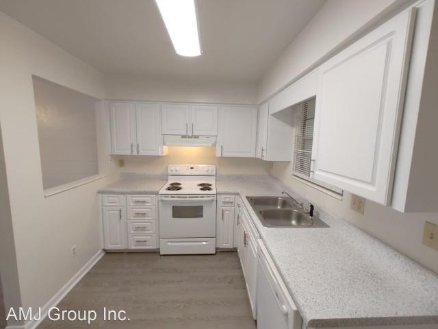 2 BR, 1.5 BA Apartment 3640 Southwest 20th Avenue Unit PP8, Gainesville, FL 32607