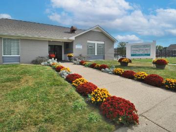 2 BR, 1.5 BA Apartment 36760 Farmbrook Drive Unit 516, Clinton Township, MI 48035