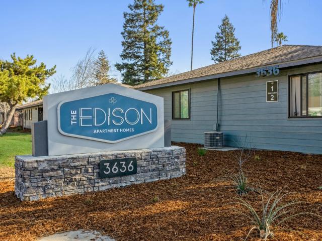 2 BR, 1.5 BA Apartment 3636 Edison Avenue Unit 81, Sacramento, CA 95821