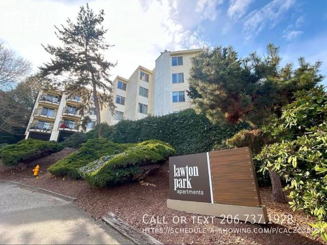 2 BR, 1.5 BA Apartment 3721 27th Pl W, Seattle, WA 98199