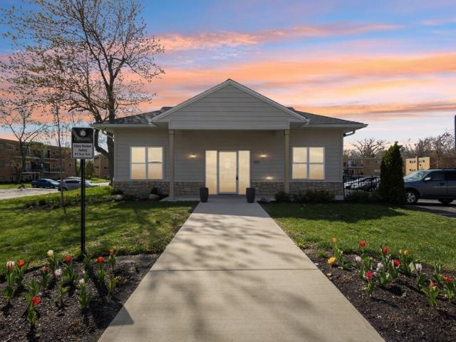 2 BR, 1.5 BA Apartment 3800 Dina Terrace, Cheviot, OH 45211