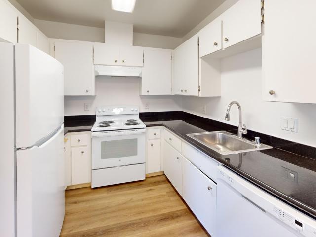 2 BR, 1.5 BA Apartment 390 Alameda Del Prado, Novato, CA 94949