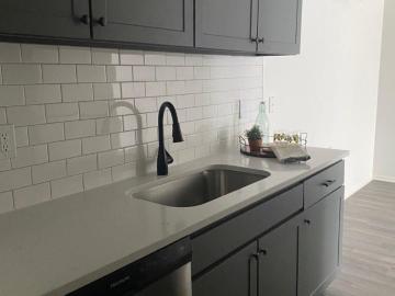 2 BR, 1.5 BA Apartment 3925 Lancaster Lane North Unit 220, Minneapolis, MN 55441
