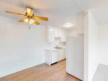 2 BR, 1.5 BA Apartment 400 Alameda Del Prado, Novato, CA 94949