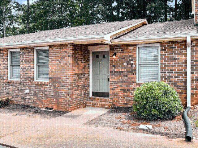 2 BR, 1.5 BA Apartment 400 Trailblazer Drive 13, Travelers Rest, SC 29690