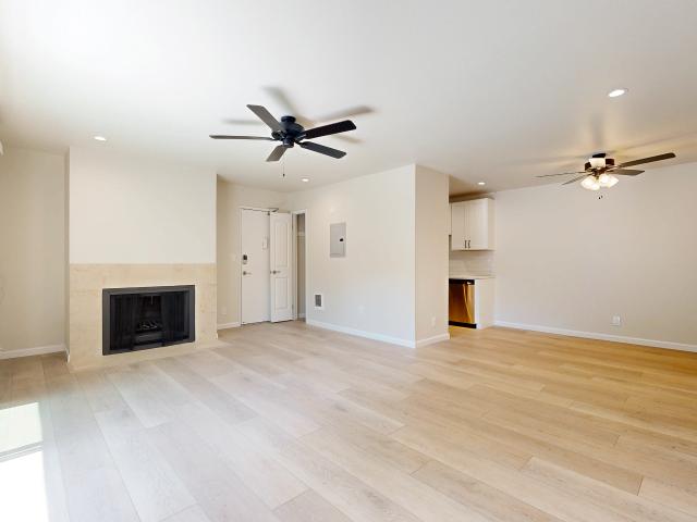 2 BR, 1.5 BA Apartment 401 Ignacio Blvd, Novato, CA 94949