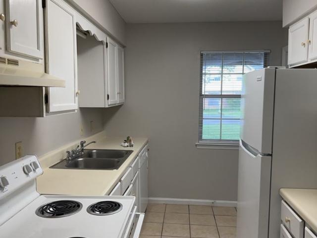 2 BR, 1.5 BA Apartment 4159 Willard Dr, Chattanooga, TN 37416
