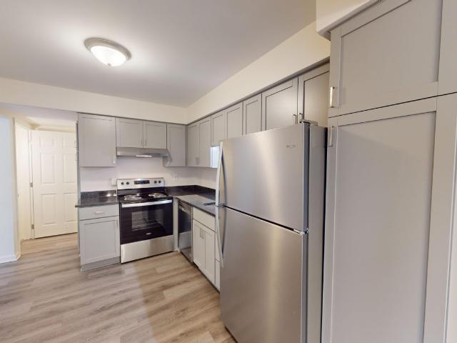 2 BR, 1.5 BA Apartment 41668 Huntington Drive Unit 6, Sterling Heights, MI 48313
