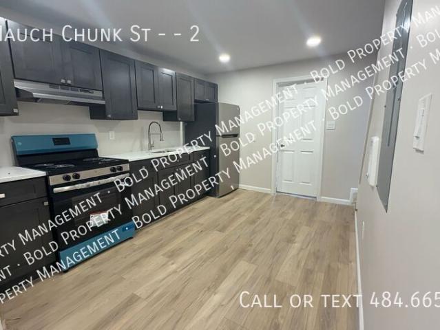 2 BR, 1.5 BA Apartment 413 Mauch Chunk St, Pottsville, PA 17901