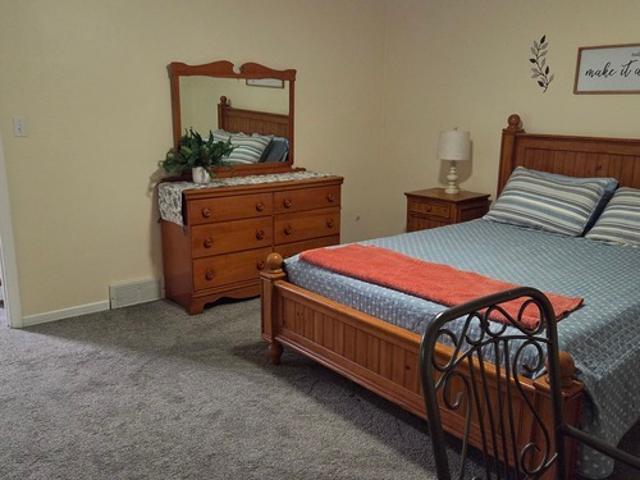 2 BR, 1.5 BA Apartment 4353 Sampson Road, Unit 2, Youngstown, OH 44505