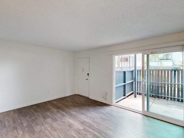 2 BR, 1.5 BA Apartment 430 Alameda del Prado, Novato, CA 94949