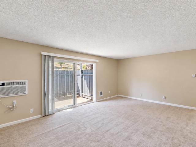 2 BR, 1.5 BA Apartment 445 Ignacio Blvd, Novato, CA 94949