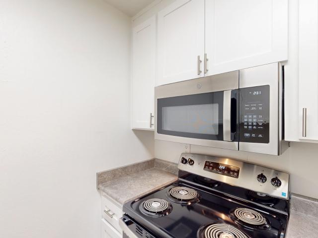2 BR, 1.5 BA Apartment 440 Alameda Del Prado, Novato, CA 94949
