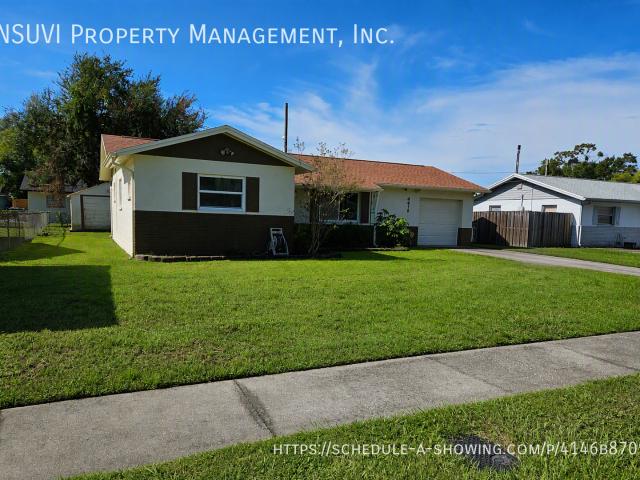 3 BR, 1.5 BA Apartment 4419 Tarpon Dr Tampa, FL 33617