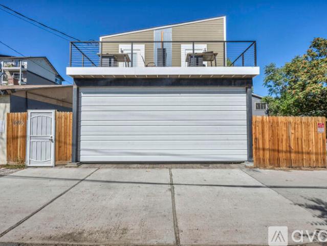 2 BR, 1.5 BA Apartment 442 East 7th Street, Reno, NV 89512