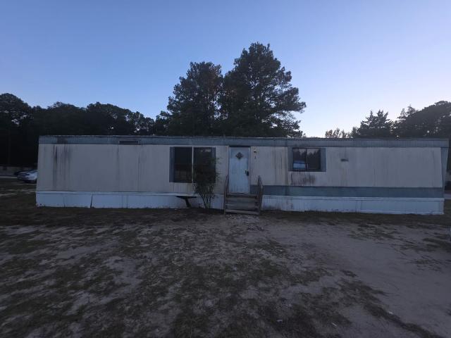 2 BR, 1.5 BA Apartment 4502 E Old Marion Hwy, Florence, SC 29506