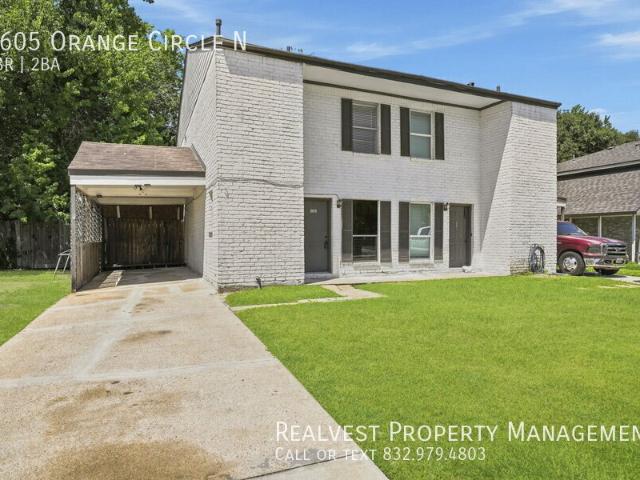 2 BR, 1.5 BA Apartment 4605 Orange Circle N, Pearland, TX 77581