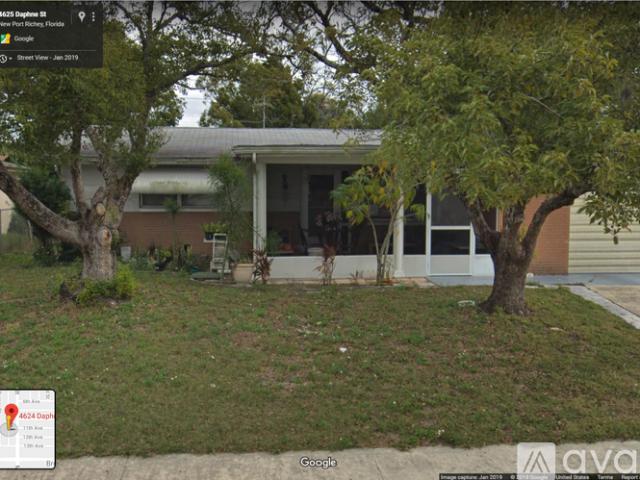 2 BR, 1.5 BA Apartment 4624 Daphne St, New Port Richey, FL 34652