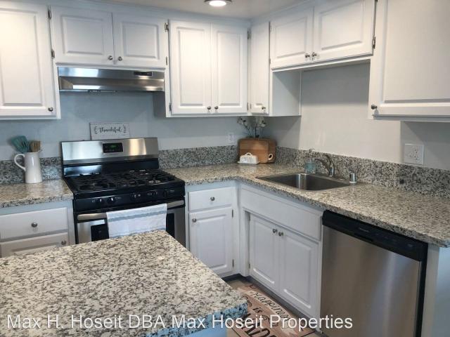2 BR, 1.5 BA Apartment 4700 Marconi Avenue Unit 2 beds, 1.5 baths, $1495, Carmichael, CA 95608