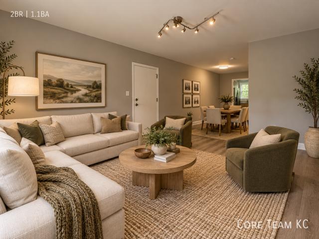 2 BR, 1.5 BA Apartment 4723 Mercier St, Kansas City, MO 64111