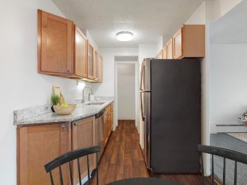 2 BR, 1.5 BA Apartment 4820 Minnesota 7 Unit 00 106, Minneapolis, MN 55416