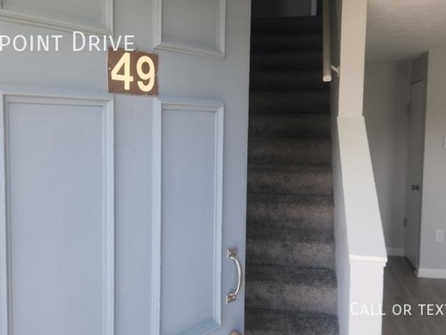 2 BR, 1.5 BA Apartment 49 Southpoint Drive, Amherst, MA 01002