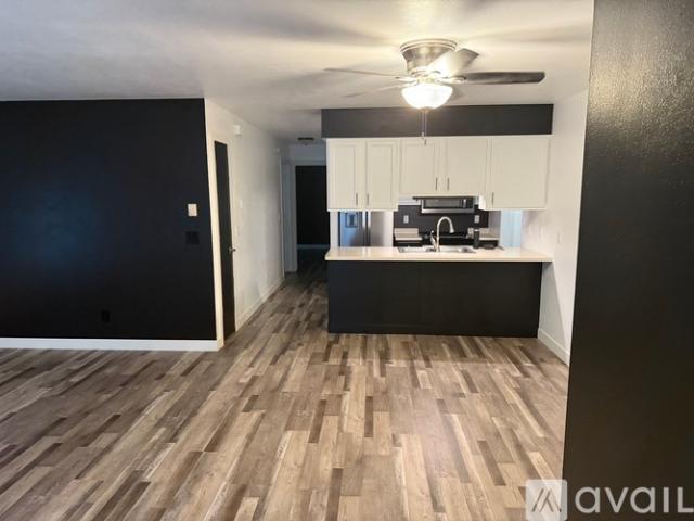 2 BR, 1.5 BA Apartment 505 Slinger Road, Unit #4, Slinger, WI 53086