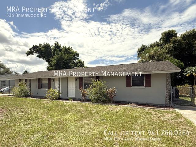 2 BR, 1.5 BA Apartment 536 Briarwood Rd, Venice, FL 34293