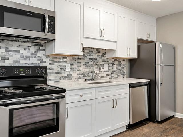 2 BR, 1.5 BA Apartment 5400 Portree Place Unit 9, Raleigh, NC 27606