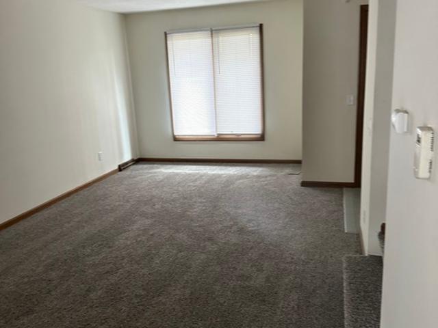 2 BR, 1.5 BA Apartment 5414 Glenridge Dr, Toledo, OH 43614