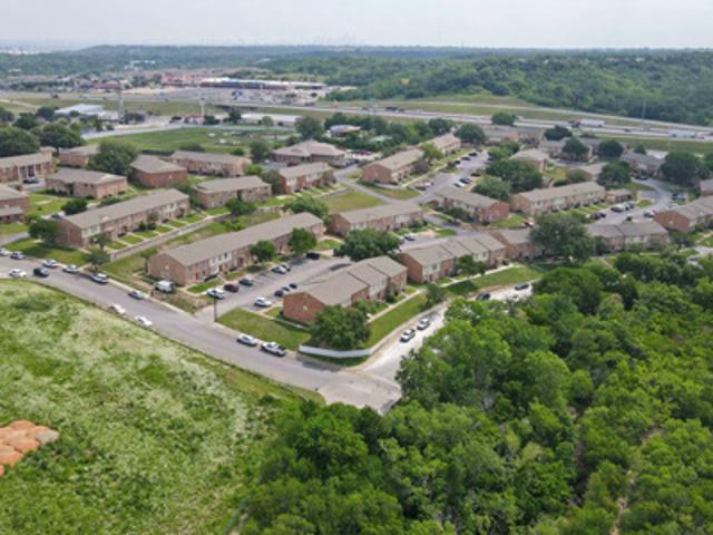 2 BR, 1.5 BA Apartment 5875 Mountain Valley Unit 5939 S 16, Dallas, TX 75211