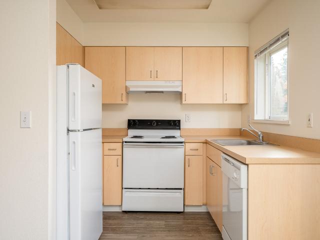 2 BR, 1.5 BA Apartment 608 NE 87th Avenue Unit F 009, Portland, OR 97220