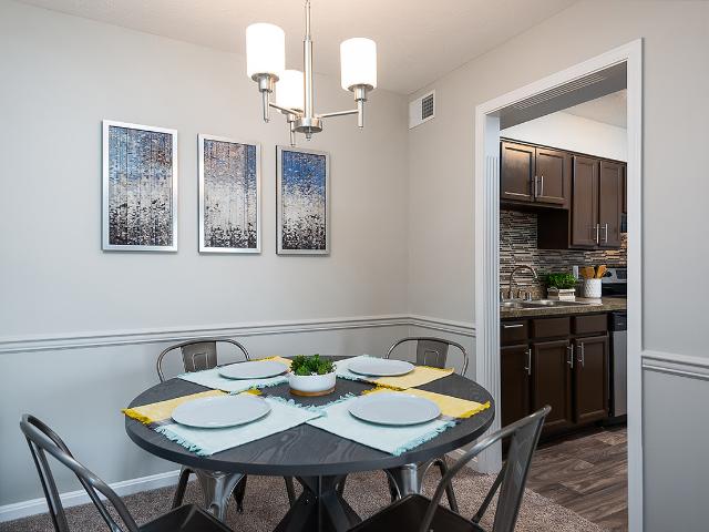2 BR, 1.5 BA Apartment 6000 Big Ben Dr Unit 5303 0016 S, Louisville, KY 40291
