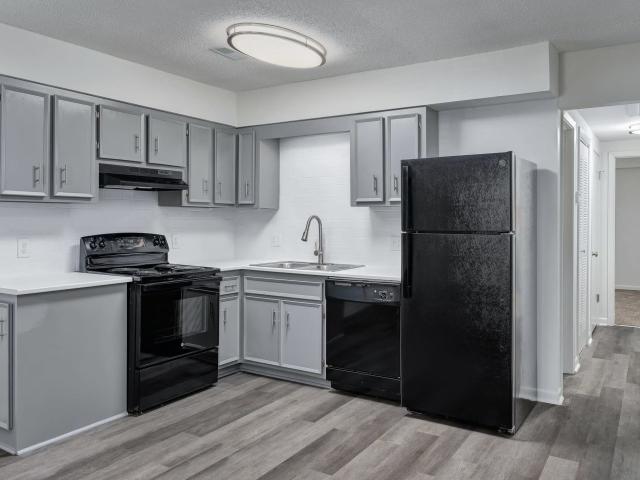 2 BR, 1.5 BA Apartment 600 Camelot Drive Unit 908, Athens, AL 35611