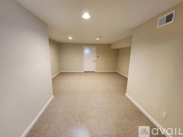 2 BR, 1.5 BA Apartment 60 Wolfpit Avenue, Unit 2 B, Norwalk, CT 06851